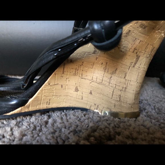 Enzo Angiolini Strappy Black Wedges Sandals SZ 9 - Picture 7 of 8